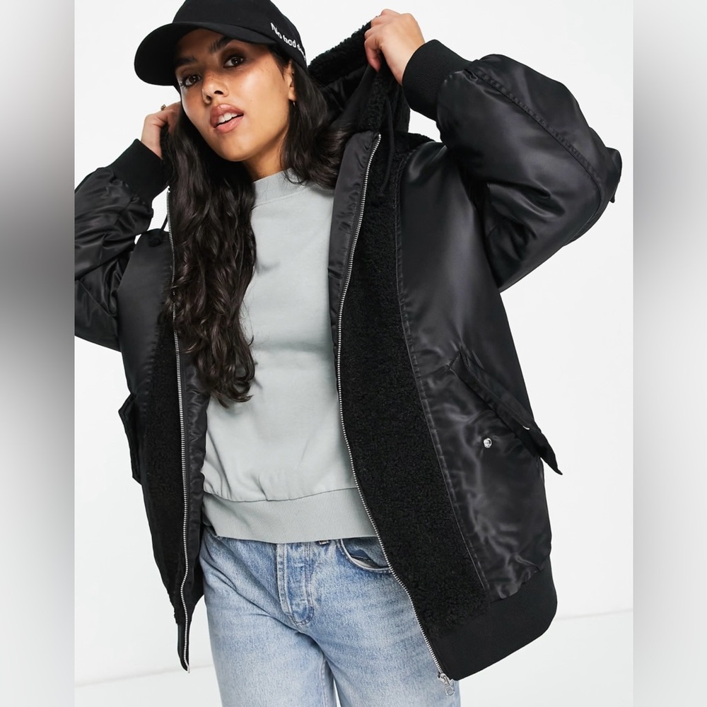 Oversized Fleece Patched Bomber Jacket ASOS Design Size XL/Size 14 GUC - Picture 3 of 9